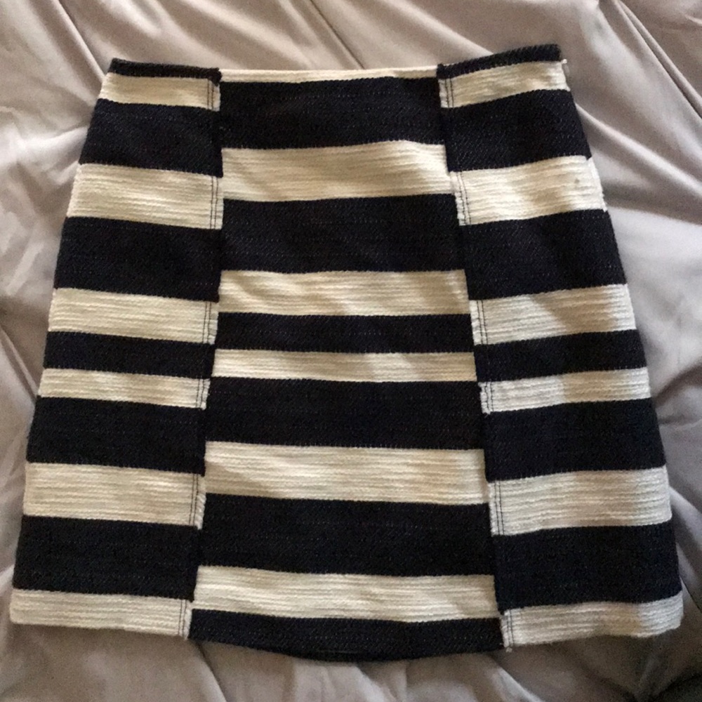 LOFT Midi Skirt Size 0